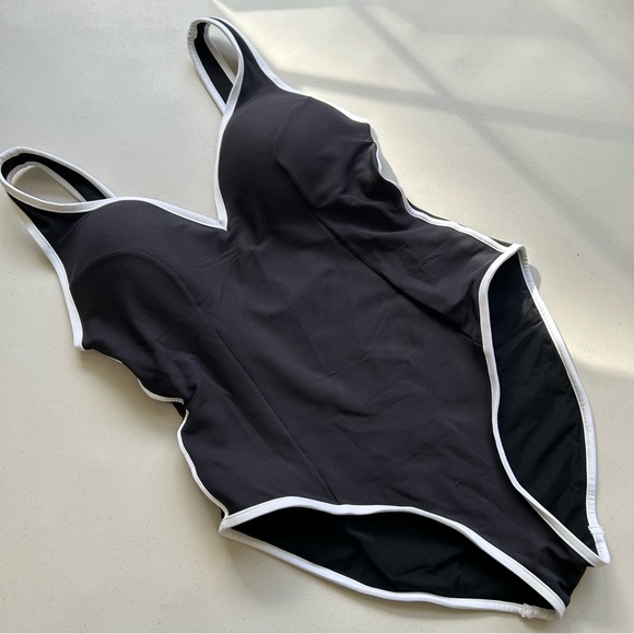 Sea Level Swim Australia one piece swimsuit 10 Black - Picture 8 of 9